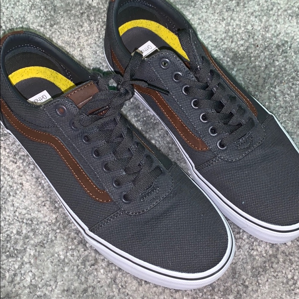 New without tag/box Old Skool Vans